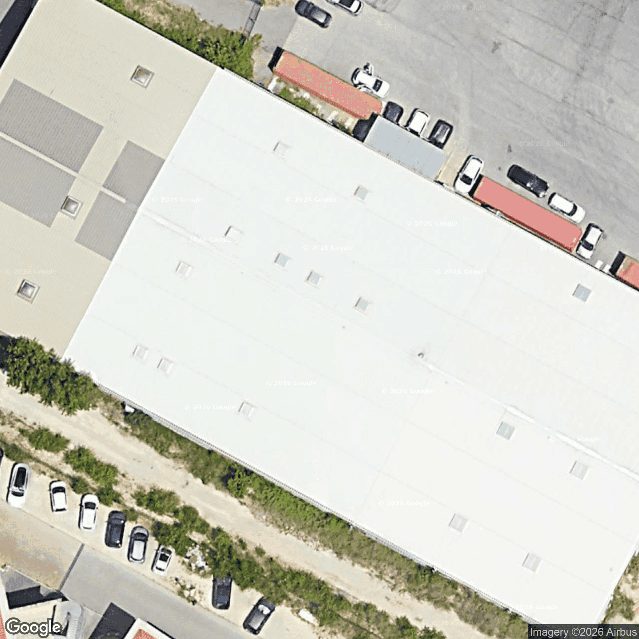 Entrepôt industriel — Aix — Les Milles (13) — avant